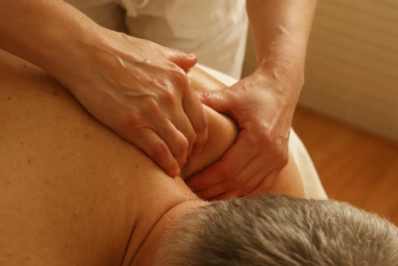 Part 1: Shhhh! I use Manual Therapy